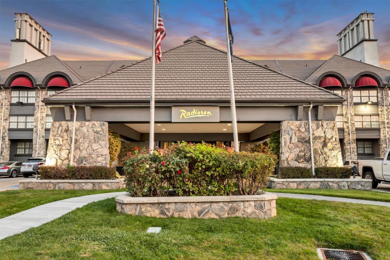 Radisson Hotel Salt Lake City Airport 외부 사진
