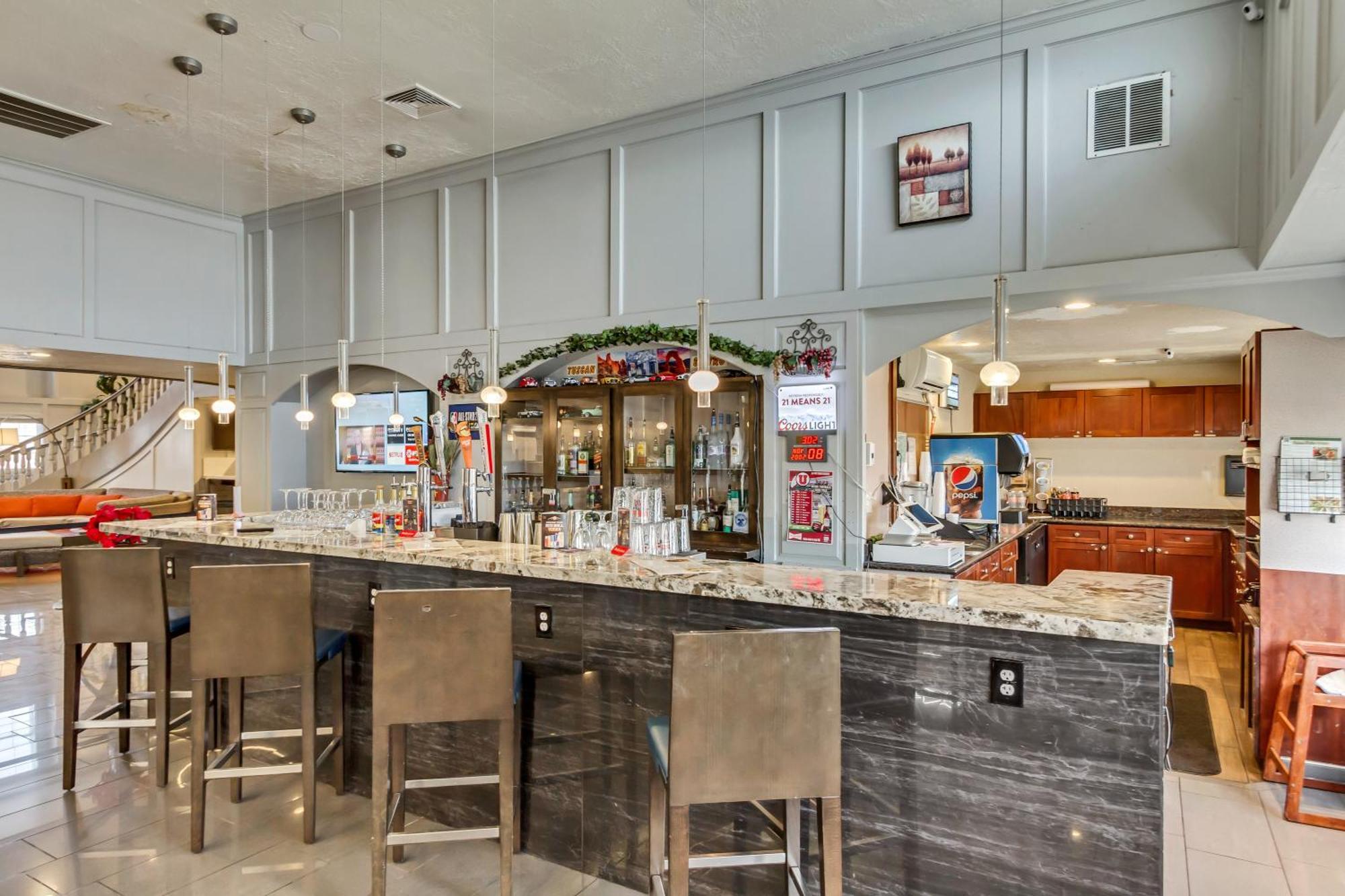 Radisson Hotel Salt Lake City Airport 외부 사진